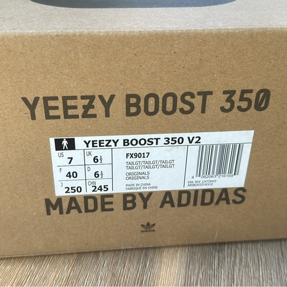 Yeezy boost 350